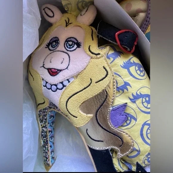 RETIRED HARD TO FIND LIKE NEW Irregular Choice Miss Piggy Diva Statement Heels 8 - Picture 4 of 7